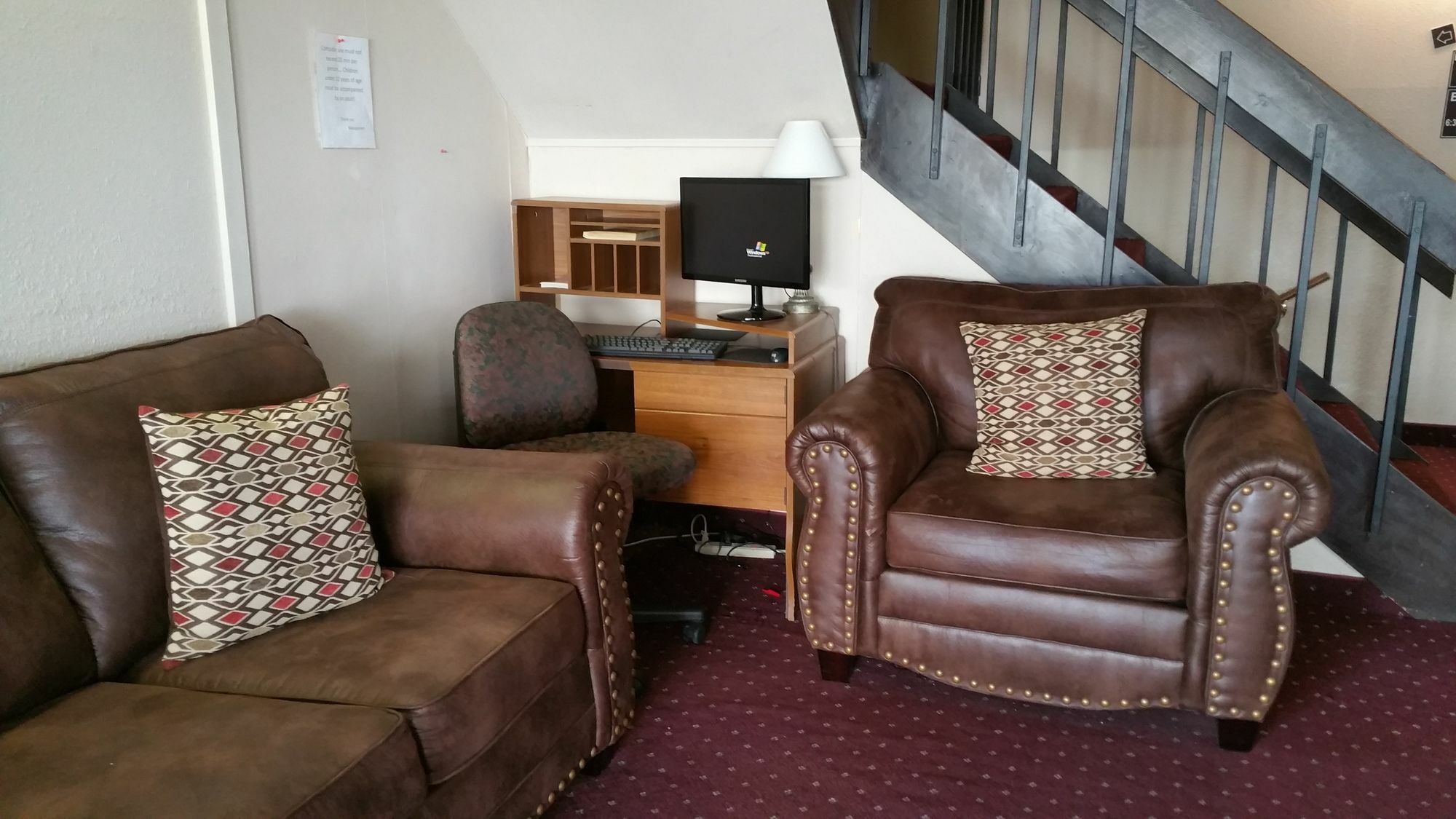 Rodeway Inn Мичъл Екстериор снимка